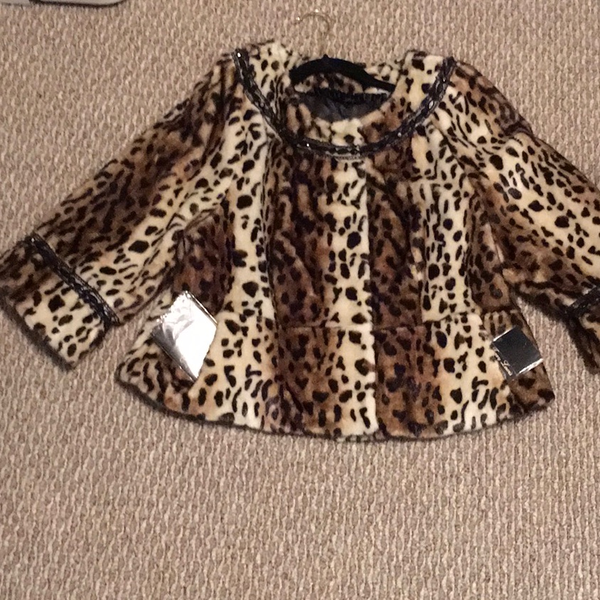 Nwt, Faux Fur,Terry Lewis Designer,Size Large, Cropped Swing Jacket,Bell Sleeves